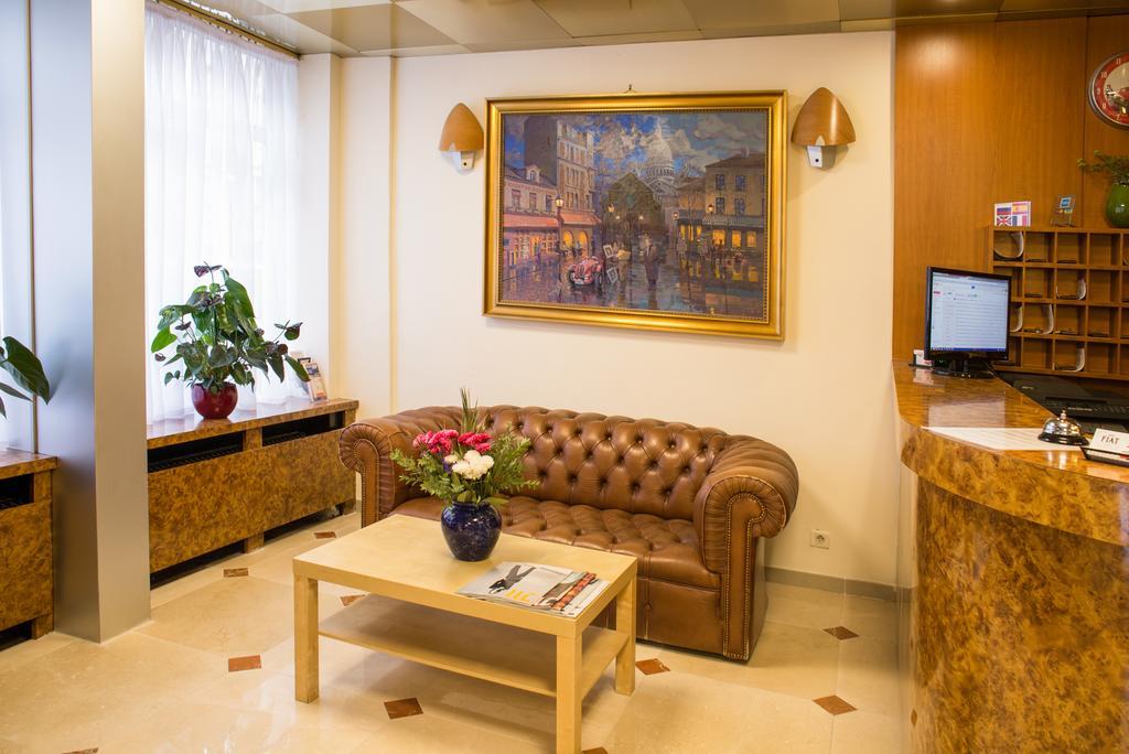 Hotel Fiat Paris Bagian luar foto