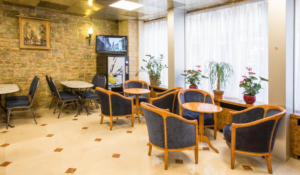 Hotel Fiat Paris Bagian luar foto