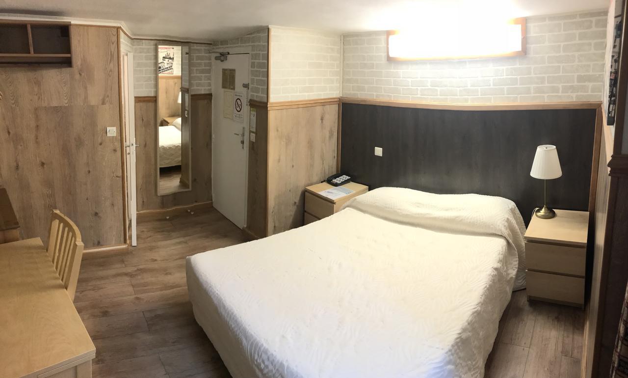Hotel Fiat Paris Bagian luar foto