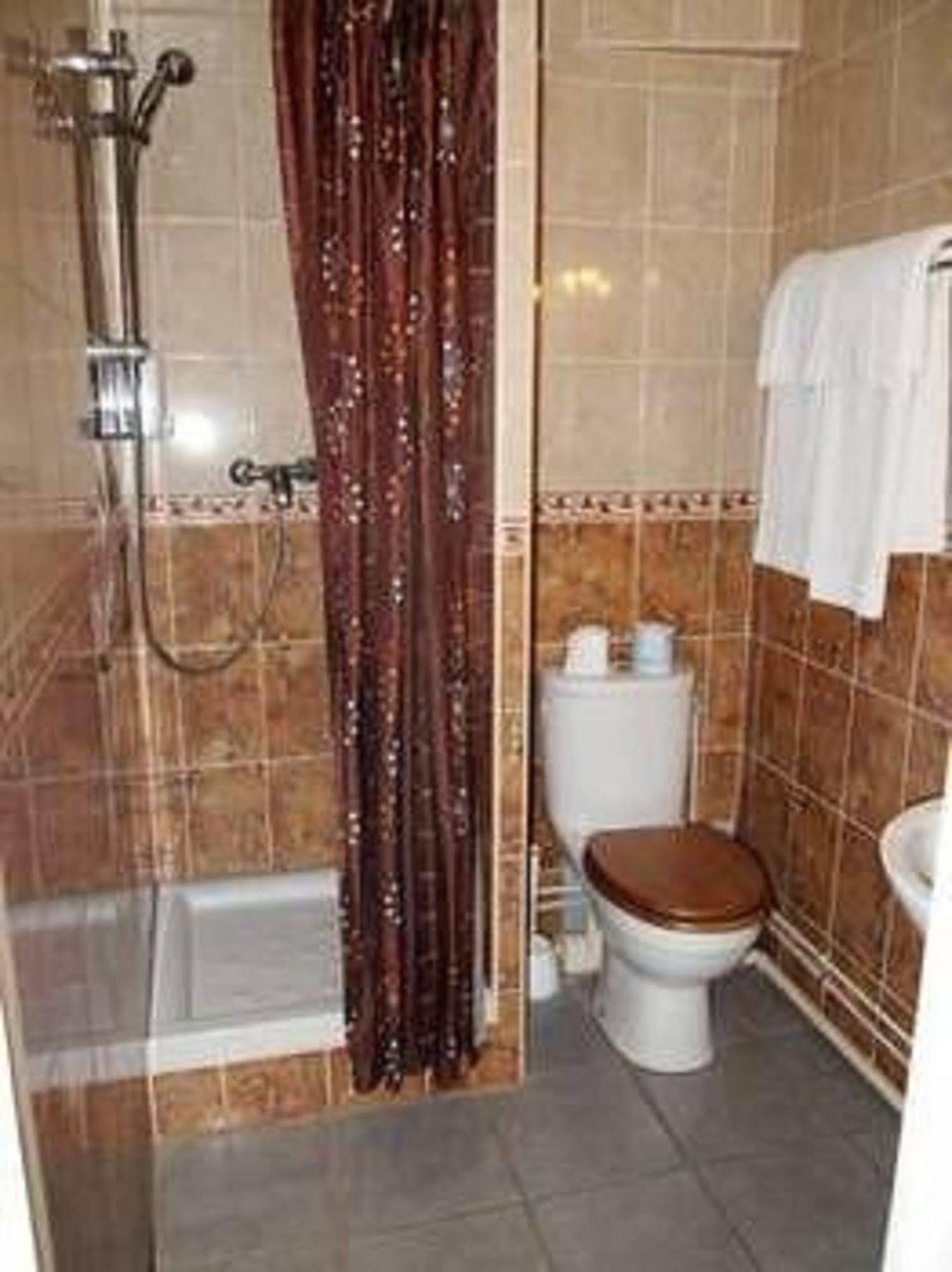 Hotel Fiat Paris Bagian luar foto